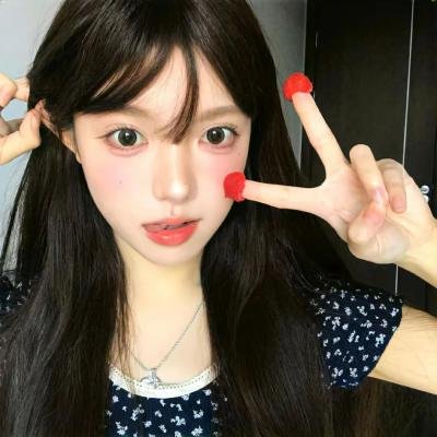 漂亮男孩直播中